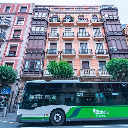 Gran Apartamento 6 Suites Bilbao Center Exterior photo